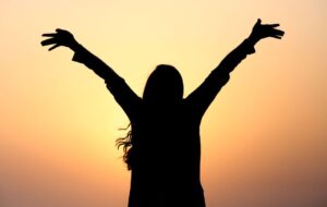 Healthy Optimism: What It Is, Why It Helps, and How It Differs From Toxic Optimism
