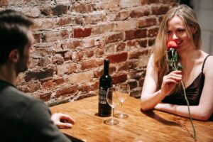 Your Date Asked to Split the Bill: Is It a Red Flag?